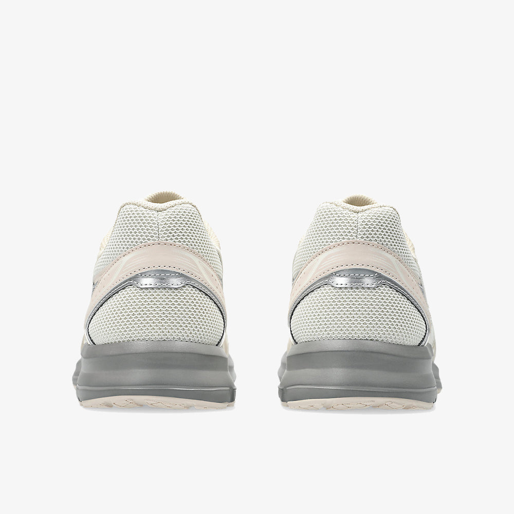 Asics Jog 100s Cream Feather Grey 1203a741-100